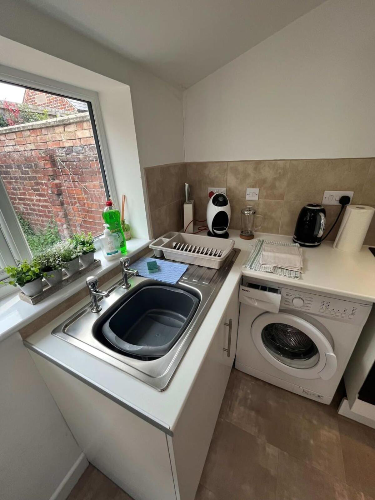 Cosy 2 Bedroom Victorian Townhouse In The Town Centre Bury St. Edmunds Exterior foto