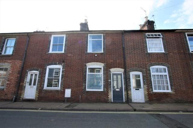 Cosy 2 Bedroom Victorian Townhouse In The Town Centre Bury St. Edmunds Exterior foto